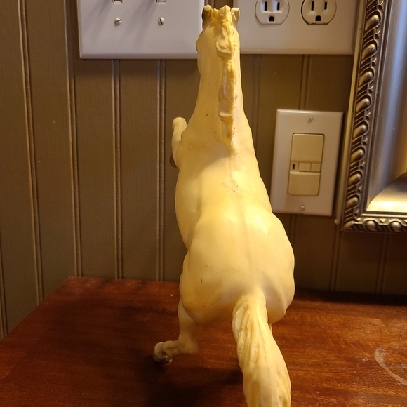 Breyer King Fighting Stallion VTG Vintage White Traditional Rearing Model Horse - Picture 2 of 6